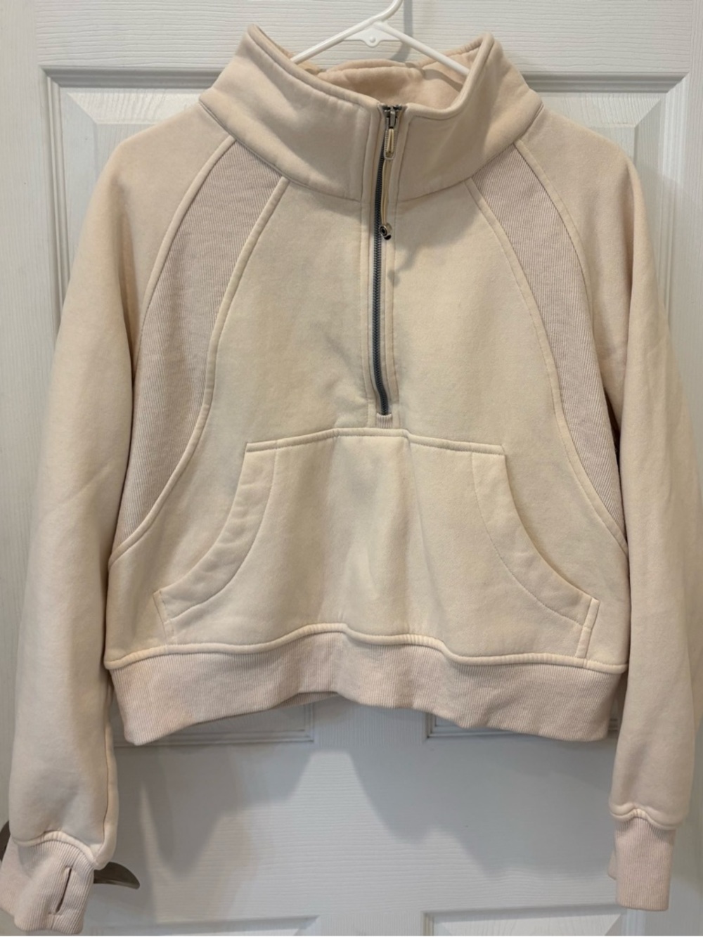 Trendy Queen  Cream Half-Zip Cropped Pullover‎ Sweatshirt